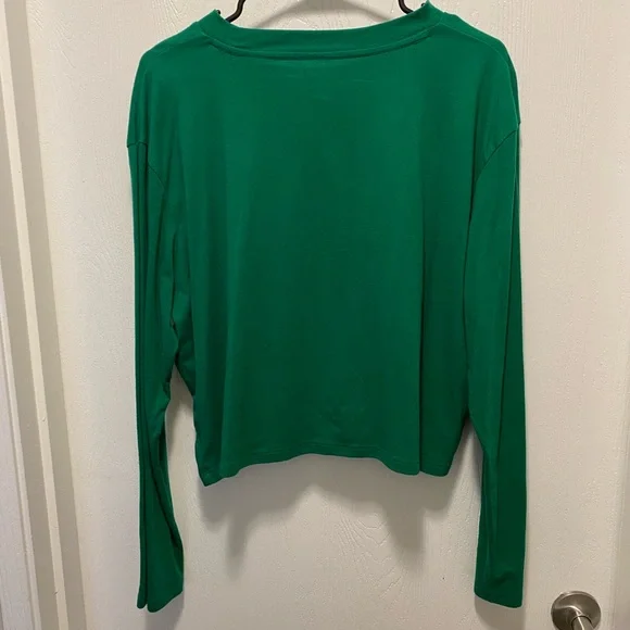 VS PINK crop tee - Picture 2 of 5